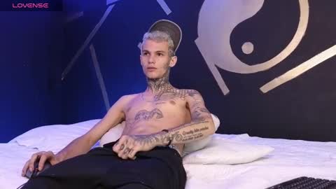 stuart_boy_ online show from 9, 3, 2025