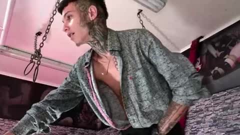 stuart_boy_ online show from 21, 9, 2025