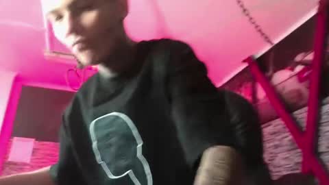 stuart_boy_ online show from 2, 10, 2025