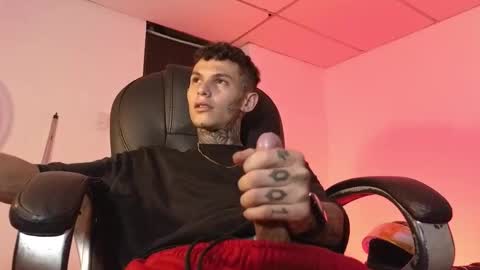 stuart_boy_ online show from 11, 10, 2025