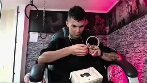 stuart_boy_ online show from 27, 10, 2025