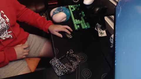 Snapshot of stud69861714 chatting on 27, 10, 2025 stud69861714 online show from 27, 10, 2025