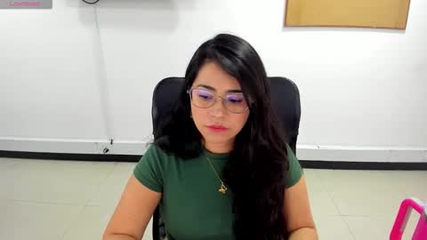 Snapshot of studcb_ chatting on 5, 3, 2026 studcb_ online show from 5, 3, 2026