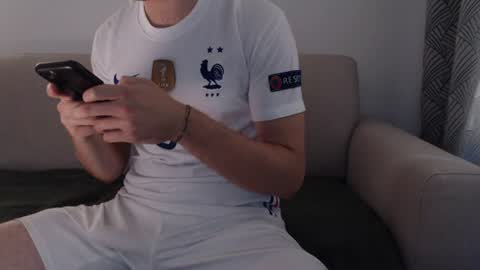 Stud From Paris online show from 9, 7, 2026