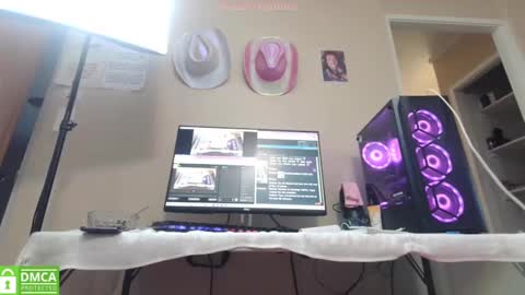 Snapshot of studiowahines chatting on 29, 1, 2025 StudioWahines online show from 29, 1, 2025