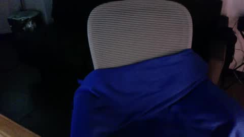 studmuffin_420 online show from 7, 10, 2025