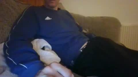 Snapshot of stuuuey73 chatting on 16, 10, 2025 stuuuey73 online show from 16, 10, 2025