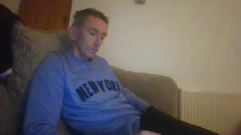 Snapshot of stuuuey73 chatting on 22, 10, 2025 stuuuey73 online show from 22, 10, 2025