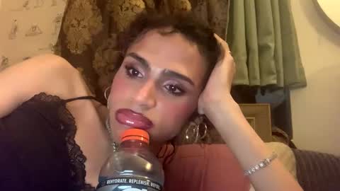 Snapshot of stxllaxcx chatting on 16, 10, 2025 stxllaxcx online show from 16, 10, 2025