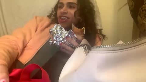 Snapshot of stxllaxcx chatting on 4, 11, 2025 stxllaxcx online show from 4, 11, 2025