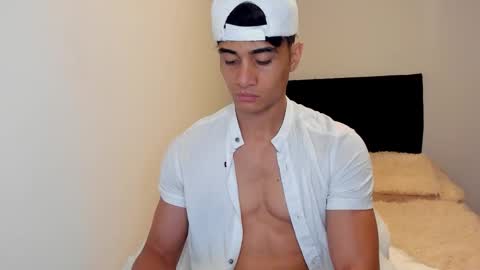 Snapshot of stylish_men chatting on 30, 9, 2025 stylish men online show from 30, 9, 2025