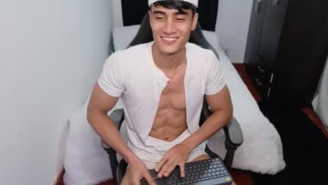 Snapshot of stylish_men chatting on 14, 10, 2025 stylish men online show from 14, 10, 2025