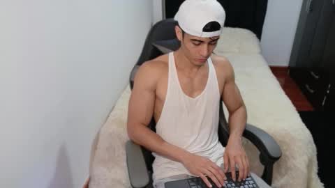 Snapshot of stylish_men chatting on 20, 10, 2025 stylish men online show from 20, 10, 2025