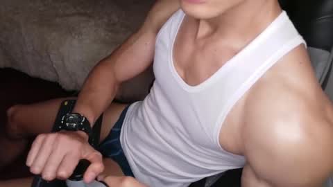 Snapshot of stylishman01 chatting on 29, 4, 2026 stylish man online show from 29, 4, 2026