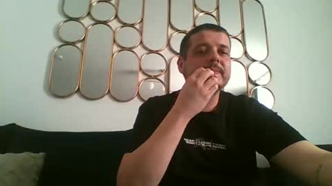 Snapshot of sub3100 chatting on 28, 3, 2026 420Fun online show from 28, 3, 2026