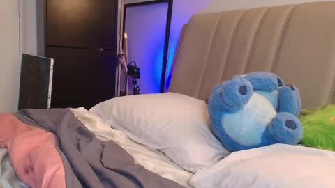 Zoe online show from 4, 5, 2026