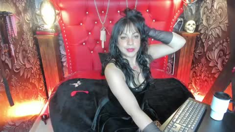 Yunna online show from 25, 1, 2025