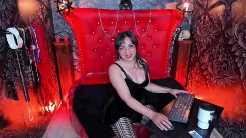 Yunna online show from 16, 9, 2025