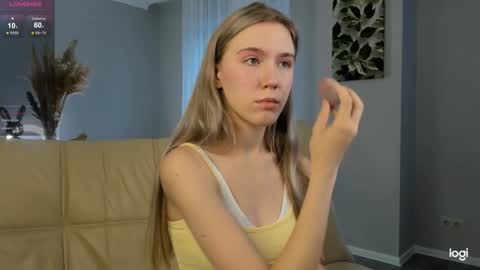 Snapshot of succubelle chatting on 1, 10, 2025 Eda online show from 1, 10, 2025