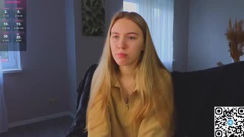 Snapshot of succubelle chatting on 8, 10, 2025 Eda online show from 8, 10, 2025