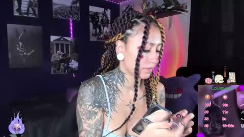 Snapshot of succubus_girl_ chatting on 3, 12, 2025 Alexy online show from 3, 12, 2025