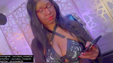 Snapshot of succubus_rosemilk chatting on 21, 1, 2025 Succubus RoseMilk online show from 21, 1, 2025