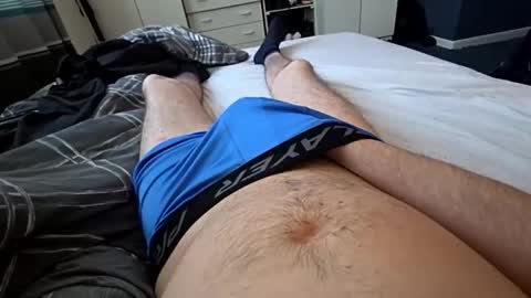 suckitbitch93 online show from 6, 4, 2026