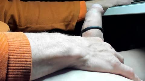 Snapshot of suedernorder chatting on 27, 12, 2024 suedernorder online show from 27, 12, 2024