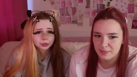 Snapshot of suemeow chatting on 17, 10, 2025 Sue online show from 17, 10, 2025