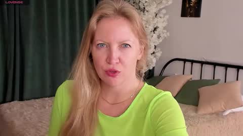 sugamomy online show from 8, 10, 2025