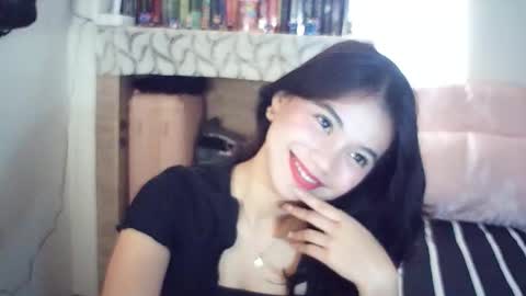 Snapshot of sugar_jazzz chatting on 12, 1, 2026 Rosiee online show from 12, 1, 2026