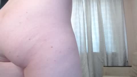 Snapshot of sugar_meygan chatting on 9, 3, 2025 Meygan online show from 9, 3, 2025