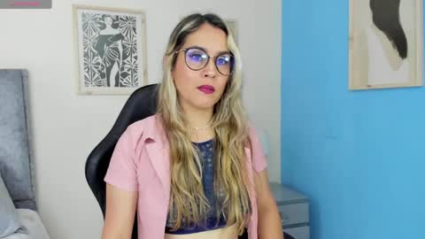 sugar_milff online show from 25, 5, 2026