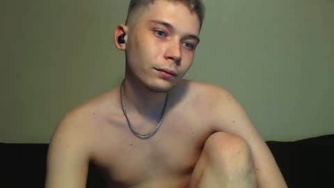 Sugarbutter  online show from 3, 2, 2025