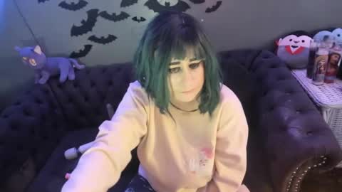 Snapshot of sugary_sweet chatting on 8, 12, 2024 Sugary online show from 8, 12, 2024