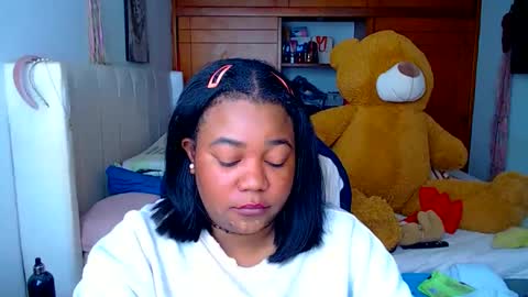 Snapshot of suggarbaby1 chatting on 21, 9, 2025 Cami Back in 2 hours online show from 21, 9, 2025