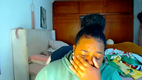 Snapshot of suggarbaby1 chatting on 9, 10, 2025 Cami Back in 2 hours online show from 9, 10, 2025