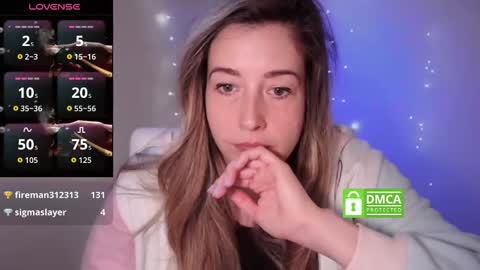 Snapshot of suggestivebehavior chatting on 31, 10, 2025 Mia online show from 31, 10, 2025