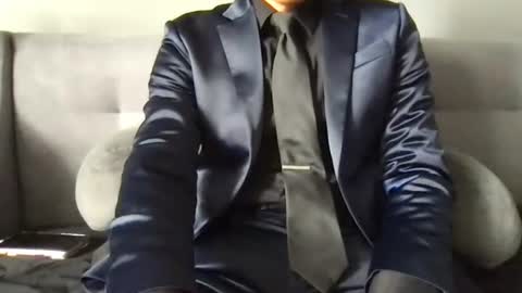 Snapshot of suitfetishez chatting on 29, 6, 2026 suitfetishez online show from 29, 6, 2026