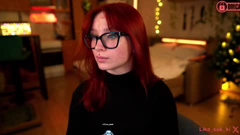 Snapshot of suk_ki chatting on 9, 1, 2025 Lika ginger  Jessy blond   online show from 9, 1, 2025