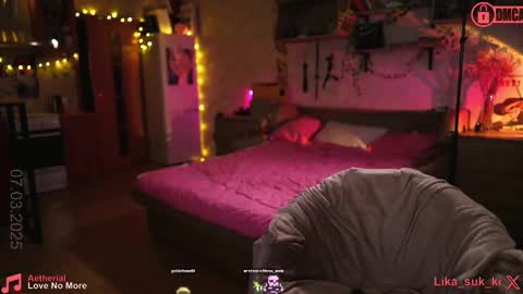 Snapshot of suk_ki chatting on 7, 3, 2025 Lika ginger  Jessy blond   online show from 7, 3, 2025