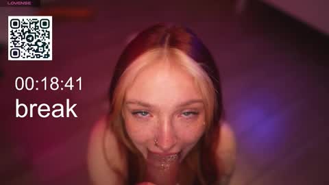 Snapshot of suk_ki chatting on 14, 1, 2026 Lika ginger Jessy blond online show from 14, 1, 2026