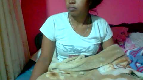 Snapshot of sukietalore chatting on 27, 5, 2026 SukieTalore online show from 27, 5, 2026
