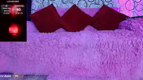 Snapshot of sukifuyu__ chatting on 25, 9, 2025    online show from 25, 9, 2025