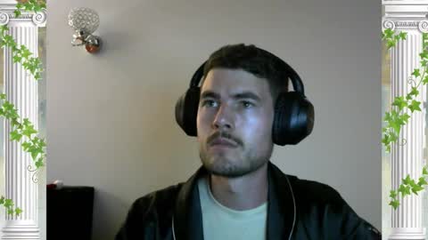 Snapshot of sultansgirls chatting on 23, 12, 2025 The Sultan online show from 23, 12, 2025