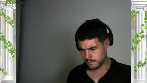 Snapshot of sultansgirls chatting on 14, 2, 2026 The Sultan online show from 14, 2, 2026