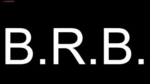 Snapshot of summer_girls01 chatting on 28, 10, 2025 summer_girls01 online show from 28, 10, 2025