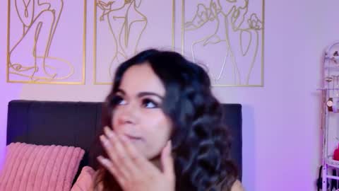 Snapshot of summer_holiday chatting on 21, 9, 2025 OnlyFans summer holiday online show from 21, 9, 2025