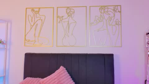 Snapshot of summer_holiday chatting on 6, 10, 2025 OnlyFans summer holiday online show from 6, 10, 2025