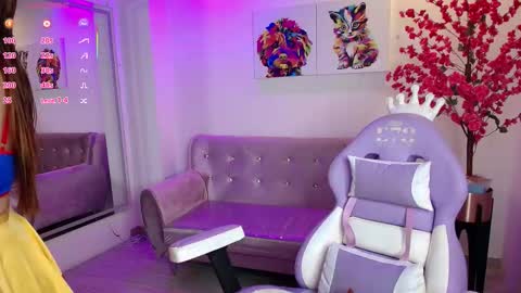 Snapshot of summer_miller chatting on 17, 10, 2025 summer_miller online show from 17, 10, 2025